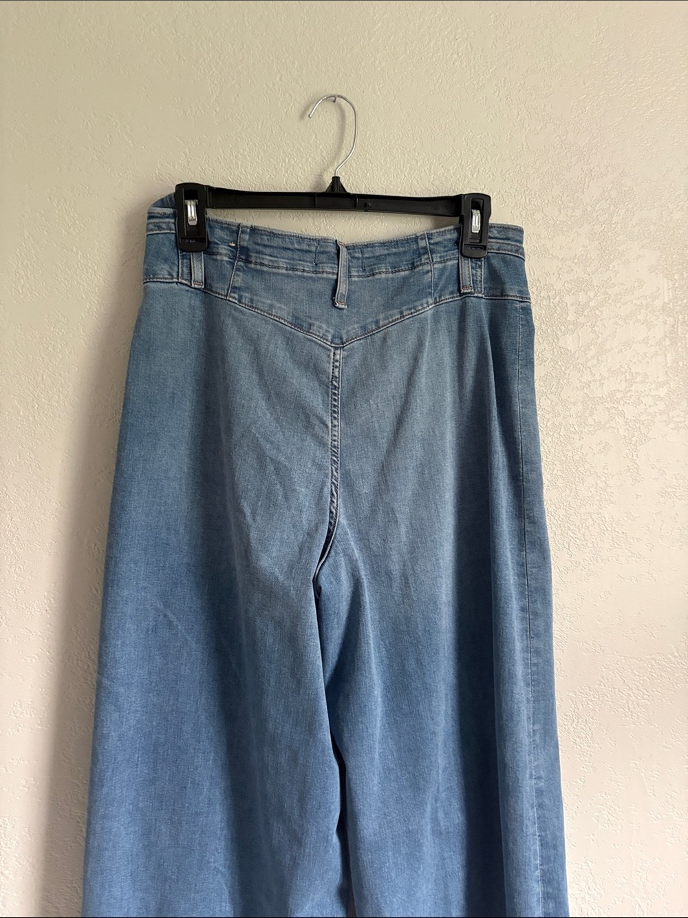 WE THE FREE Light Blue Wide-Leg Jeans - Picture 5 of 10